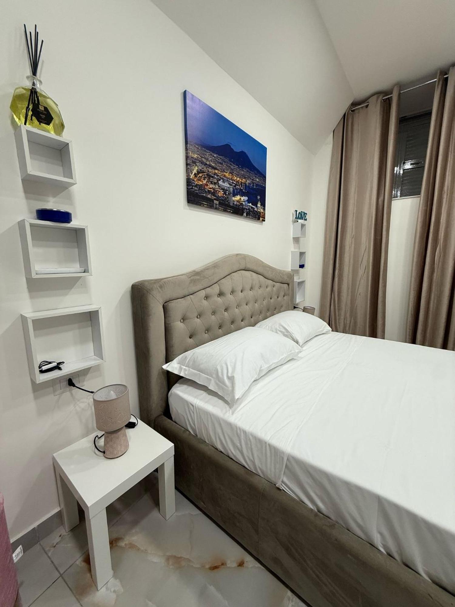 Apartment Valentino 36 Naples